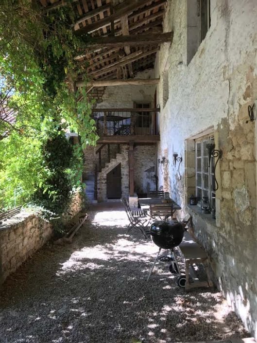 Buiten in schaduw Buiten in schaduw