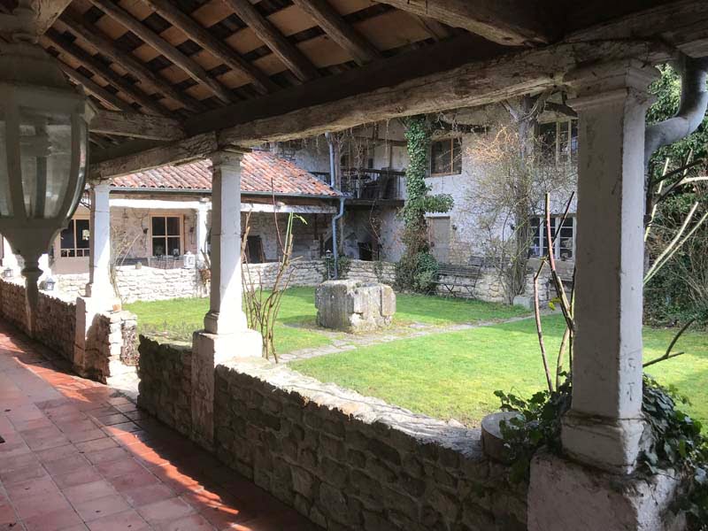 Buiten klooster Buiten klooster