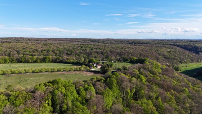 IMG-20250422-WA0039 unieke ligging klooster in frankrijk